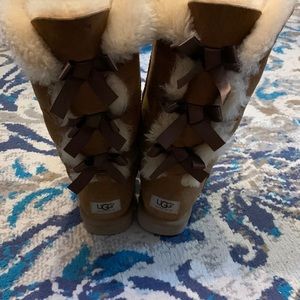 Camel Bailey Bow Talk UGG Boots. Great condition!
